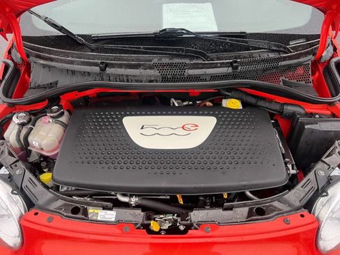 Used 2017 FIAT 500 e image 37