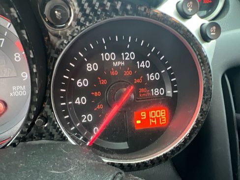 Used 2010 Nissan 370Z Coupe w/ Sport Pkg image 16