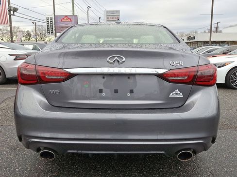 Used 2019 INFINITI Q50 Luxe w/ Essential Package (3.0T Luxe) image 4