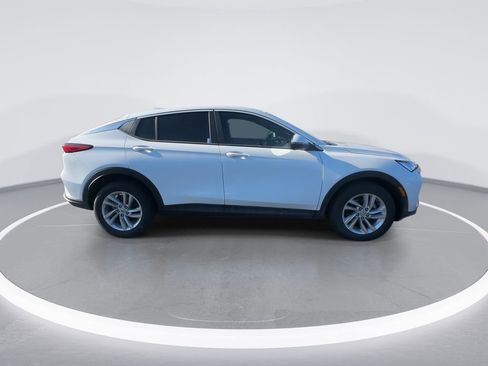 New 2026 Buick Envista Preferred w/ Convenience I Package FWD image 9