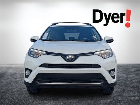 Used 2018 Toyota RAV4 Limited image 9
