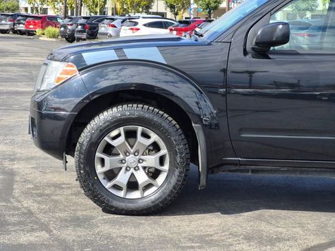 Used 2021 Nissan Frontier SV RWD image 22