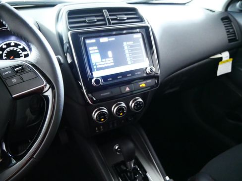 New 2026 Mitsubishi Outlander Sport SE AWD/4WD image 5