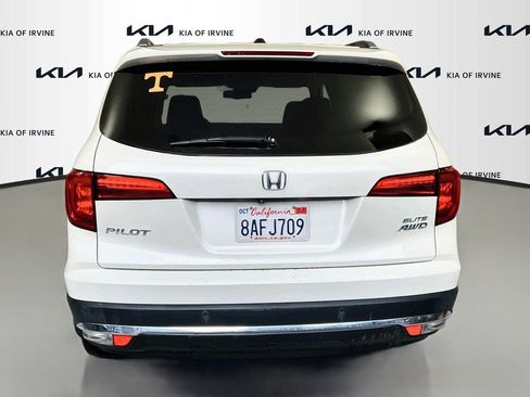 Used 2017 Honda Pilot Elite image 6