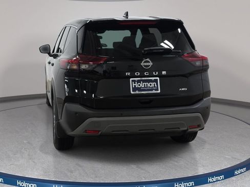 Used 2022 Nissan Rogue S AWD/4WD image 6