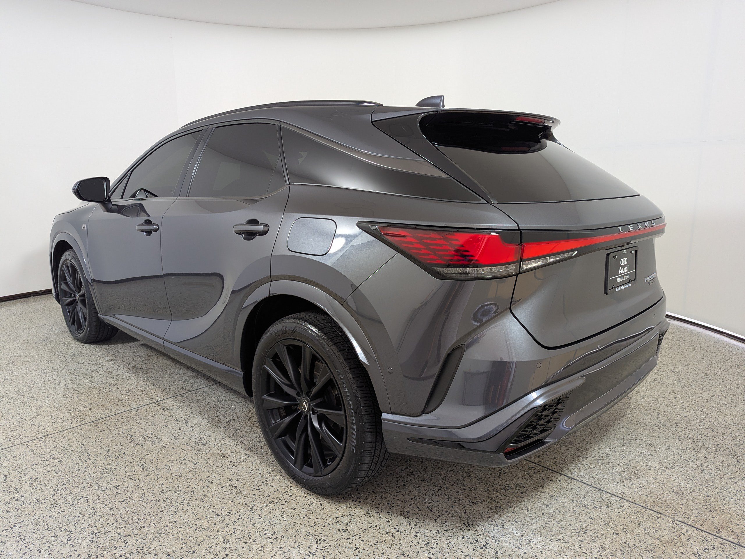 Used 2024 Lexus RX 500h F Sport w/ Convenience Package AWD/4WD image 5