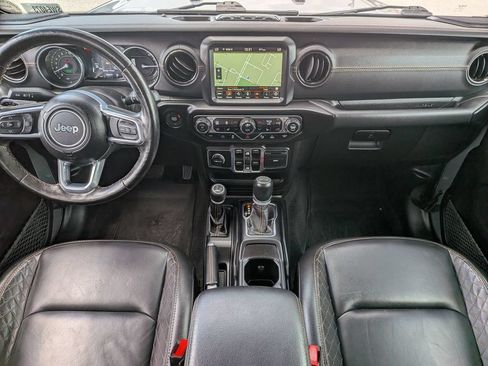 Used 2021 Jeep Wrangler Unlimited Sahara AWD/4WD image 26