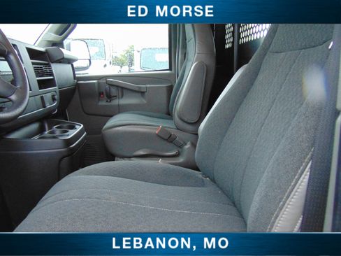 Used 2023 GMC Savana 2500 w/ Driver Convenience Package image 18