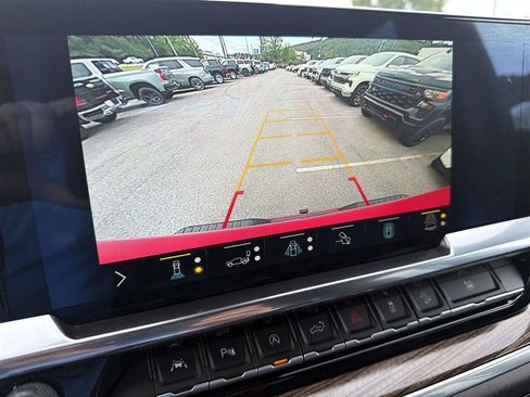 Used 2022 Chevrolet Silverado 1500 RST AWD/4WD image 21