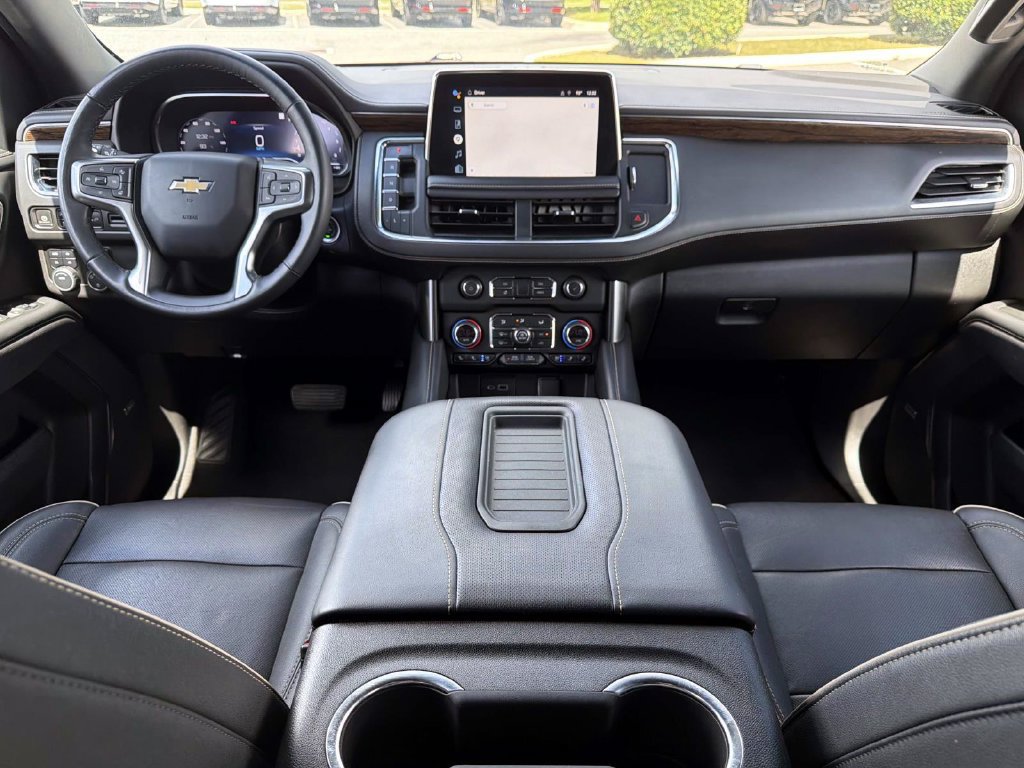 Used 2022 Chevrolet Suburban Premier AWD/4WD image 13