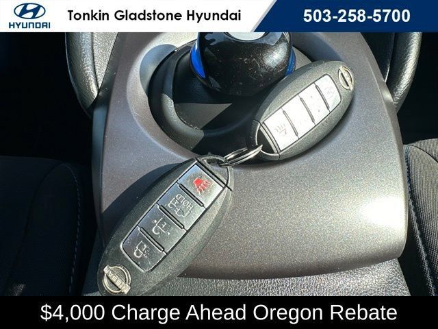 Used 2025 Nissan Leaf S FWD image 34