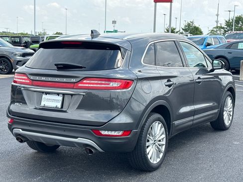Used 2019 Lincoln MKC Premiere FWD image 3