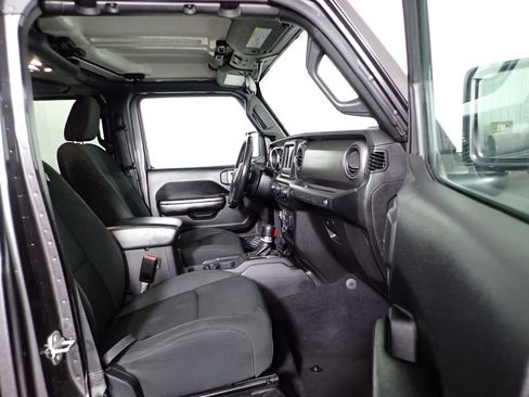 Used 2021 Jeep Wrangler Unlimited Sport image 41