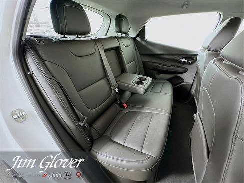 Used 2023 Chevrolet Bolt LT w/ Infotainment Package image 17