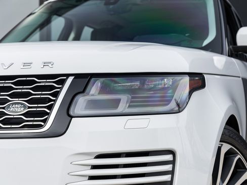 Used 2021 Land Rover Range Rover Westminster Edition image 12