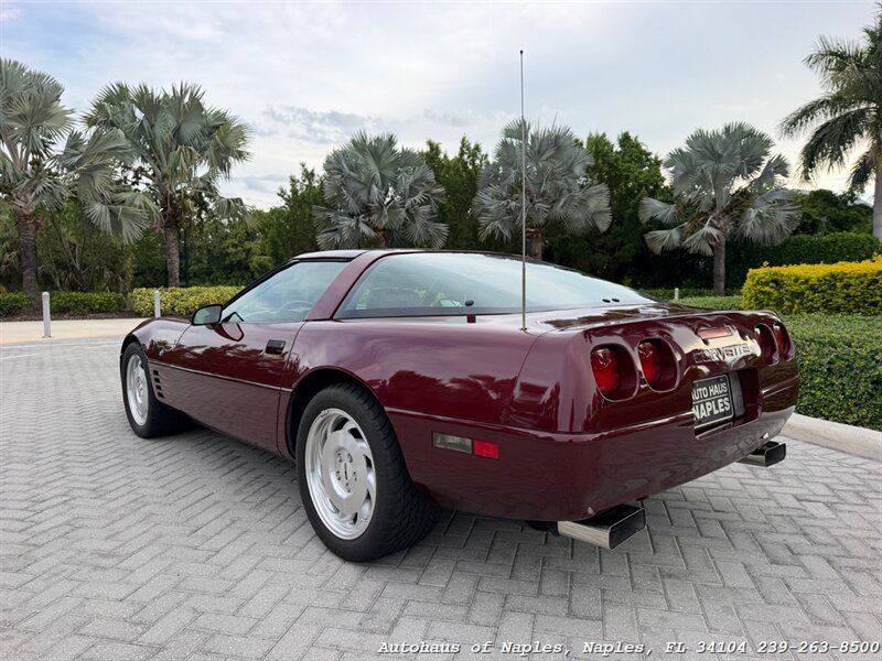 Used 1993 Chevrolet Corvette Coupe RWD image 6