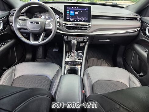 Used 2024 Jeep Compass Trailhawk AWD/4WD image 13