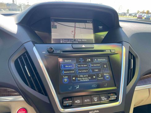 Used 2017 Acura MDX SH-AWD w/ Technology Package image 9