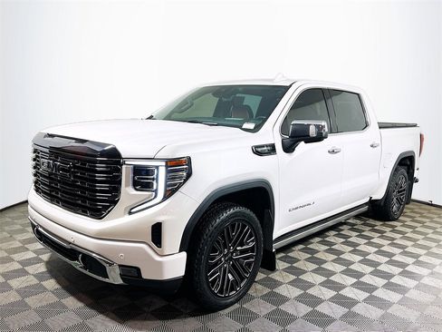 Used 2022 GMC Sierra 1500 Denali Ultimate image 4