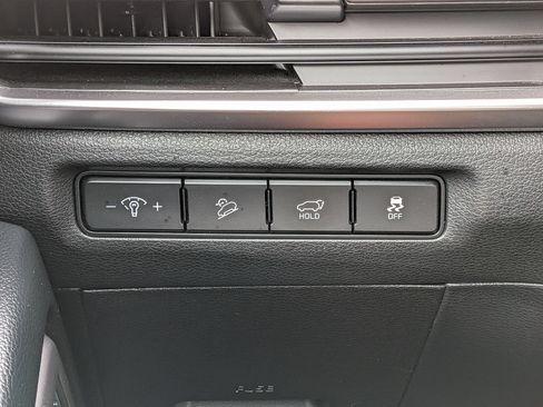 Used 2025 Kia Telluride S AWD/4WD image 17