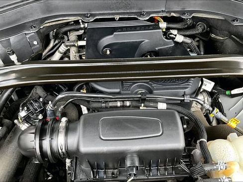 Used 2020 Ford Explorer Limited image 33