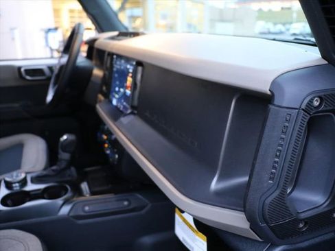 New 2025 Ford Bronco Big Bend image 12