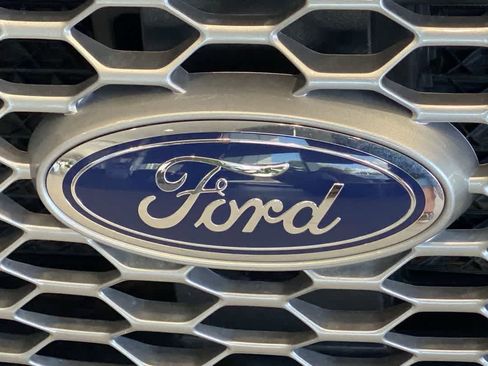 Used 2024 Ford Edge SEL AWD/4WD image 10