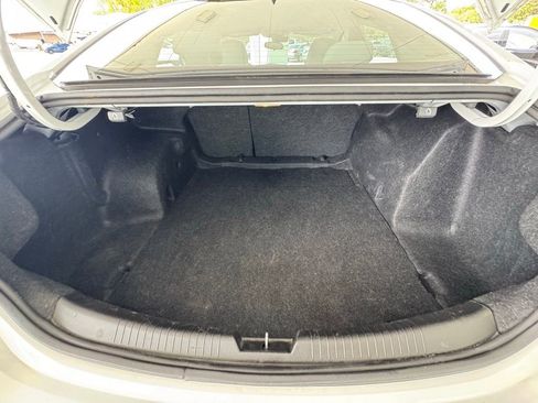 Used 2024 Chevrolet Malibu LS image 9