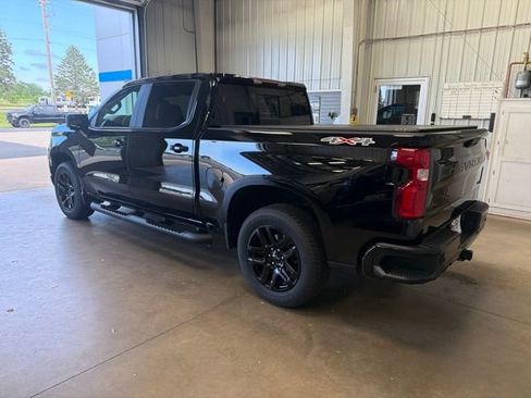 Used 2025 Chevrolet Silverado 1500 RST w/ Rally Edition AWD/4WD image 9