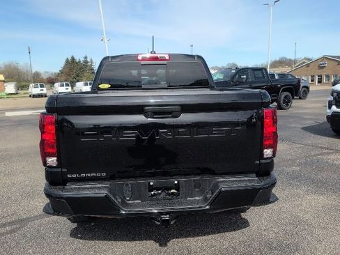Used 2024 Chevrolet Colorado Trail Boss w/ Advanced Trailering Package AWD/4WD image 6