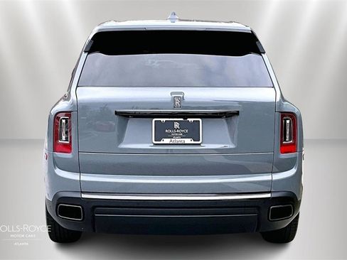 Used 2024 Rolls-Royce Cullinan Black Badge image 4