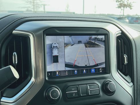 Used 2021 Chevrolet Silverado 2500 LTZ w/ Z71 Chrome Sport Edition image 19