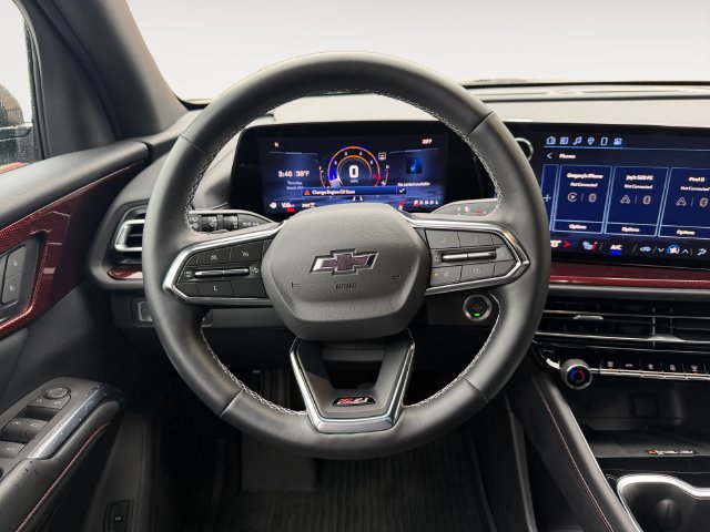 Used 2024 Chevrolet Traverse Z71 AWD/4WD image 12