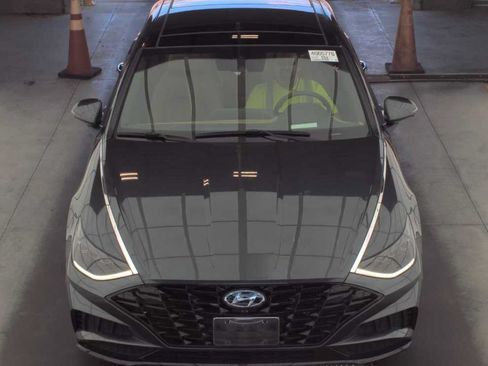Used 2023 Hyundai Sonata Limited FWD image 2