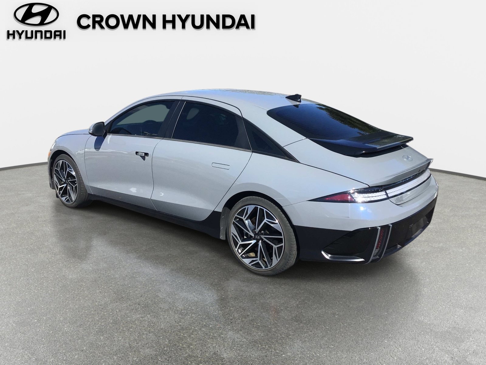 Used 2023 Hyundai Ioniq 6 SEL w/ Cargo Package RWD image 6