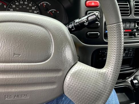 Used 2000 Suzuki Grand Vitara JLX AWD/4WD image 12