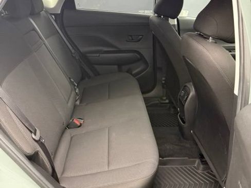 Used 2025 Hyundai Kona SEL FWD image 54