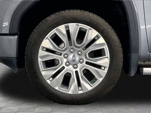 Used 2020 GMC Sierra 1500 Denali w/ Denali Ultimate Package AWD/4WD image 9