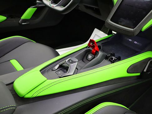 Used 2026 Lamborghini Temerario AWD/4WD image 34