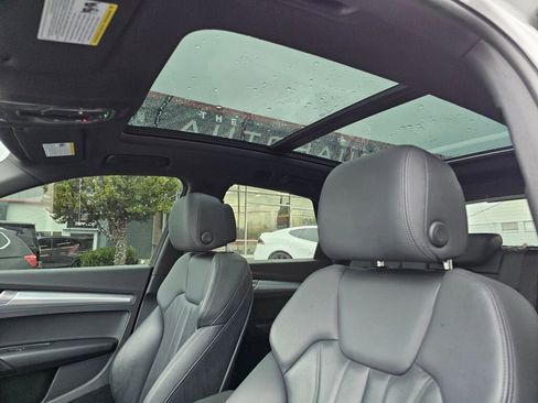 Used 2020 Audi Q5 2.0T Premium w/ Titanium Sport Package image 28