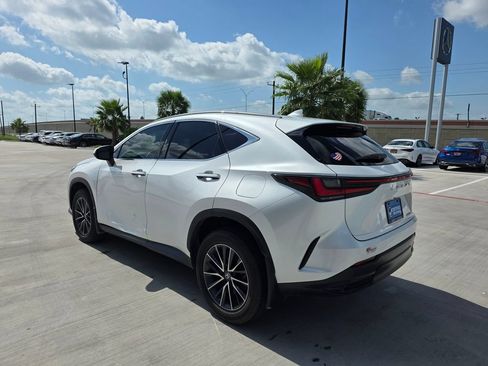 Used 2025 Lexus NX 250 FWD w/ Accessory Package (2T) image 5