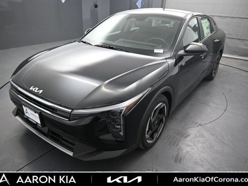 New 2026 Kia K4 EX FWD image 8