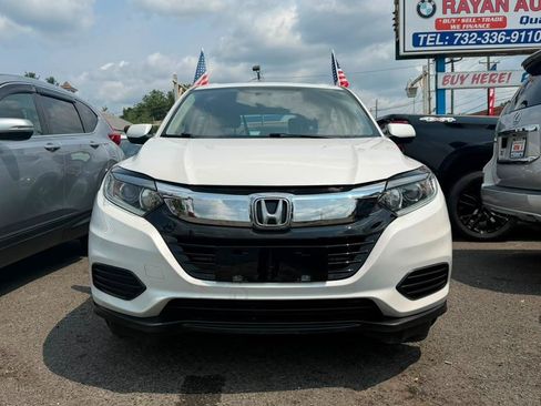Used 2021 Honda HR-V LX image 11