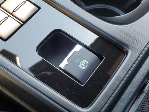 New 2026 Subaru Outback Limited image 37