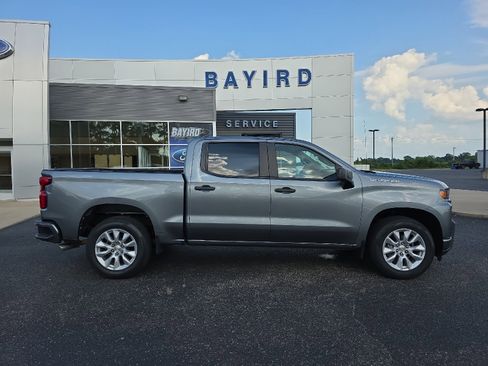 Used 2020 Chevrolet Silverado 1500 Custom image 1
