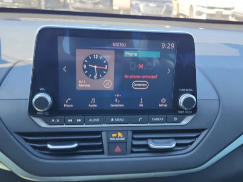 Used 2020 Nissan Altima 2.5 S image 23