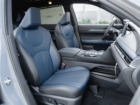 Certified 2026 INFINITI QX60 Sport w/ Dark Cargo Package AWD/4WD image 39