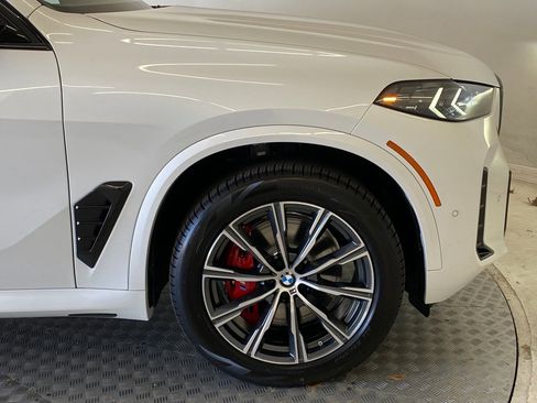 New 2026 BMW X5 xDrive40i w/ M Sport Package image 10