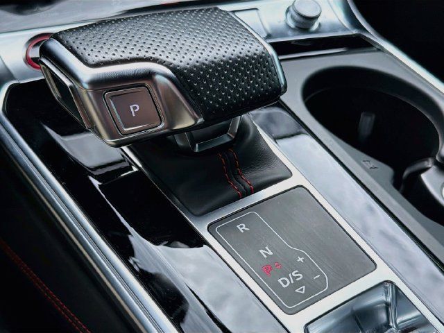 Used 2021 Audi RS 7 Sportback w/ Carbon Optic Package AWD/4WD image 29