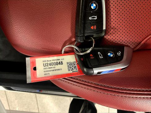 Used 2023 BMW X3 M40i w/ Premium Package image 32